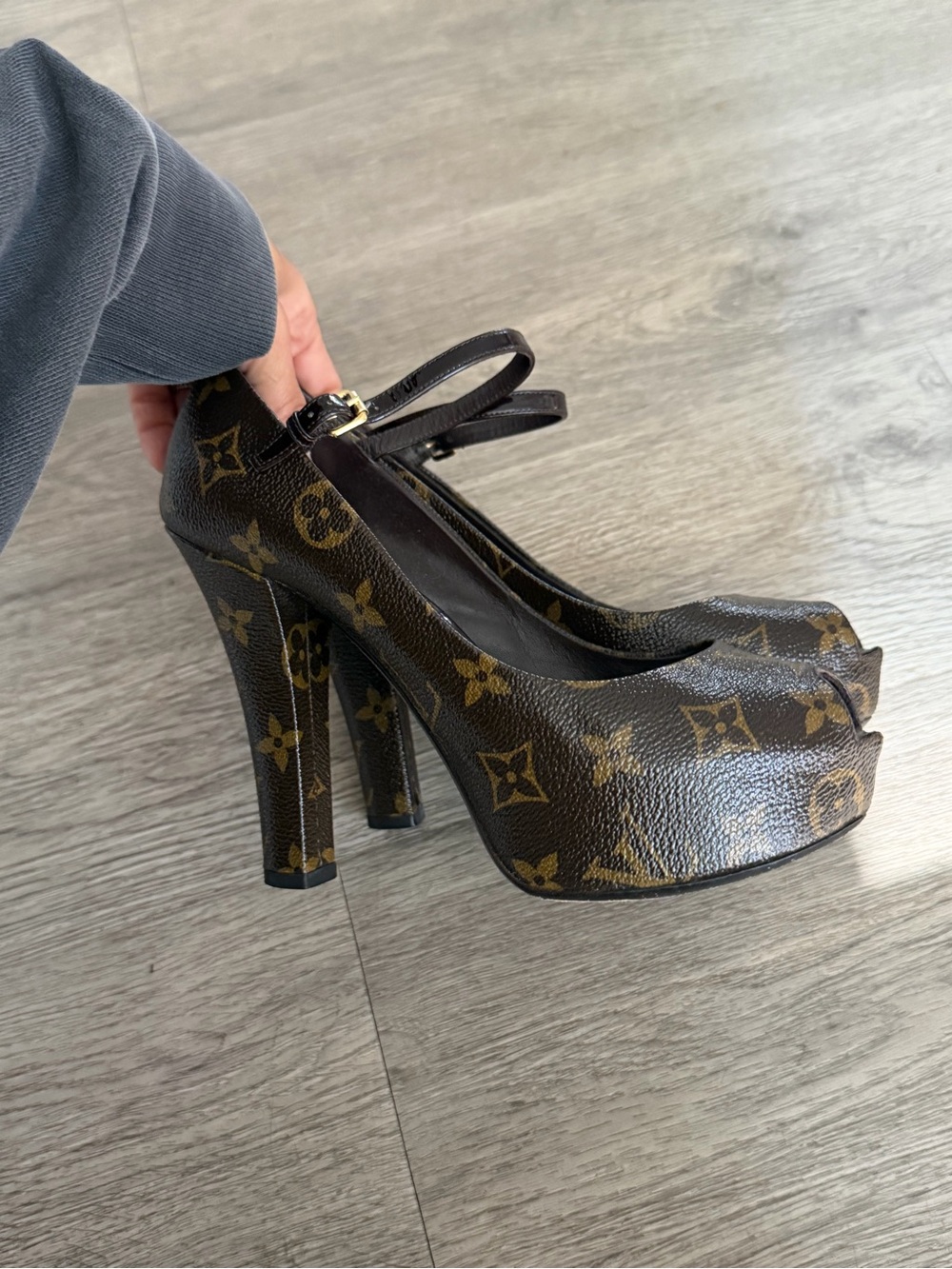 Louis Vuitton Monogram Platform Mary Jane Heels 36